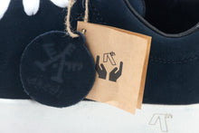 Load image into Gallery viewer, I LACE - NAVY