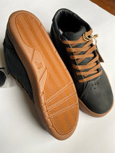 Load image into Gallery viewer, MODEL ll- BLACK GUM