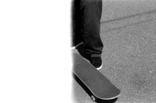 Load image into Gallery viewer, VELCRO- BLACK &amp; WHITE
